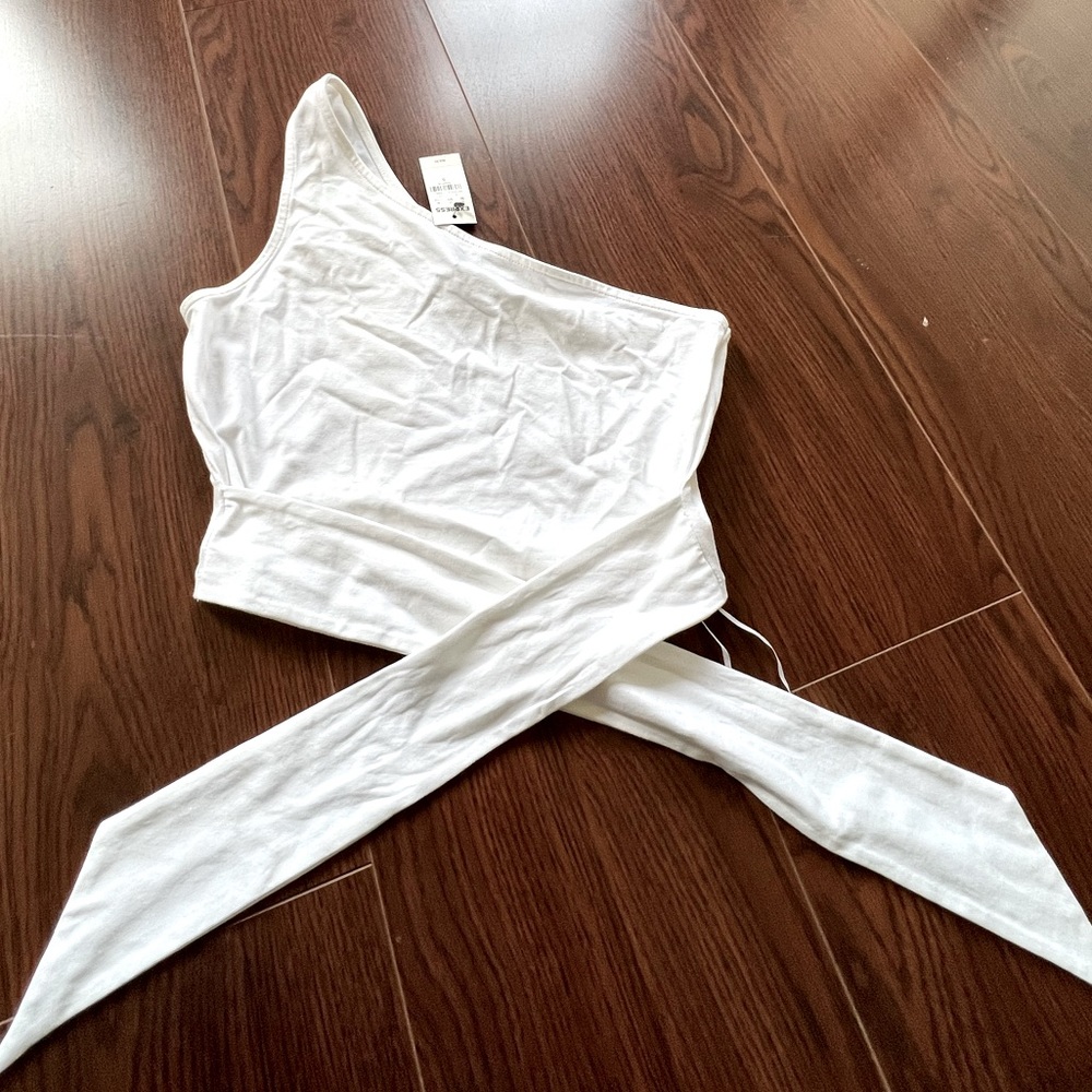 EXPRESS one strap cross tie crop top